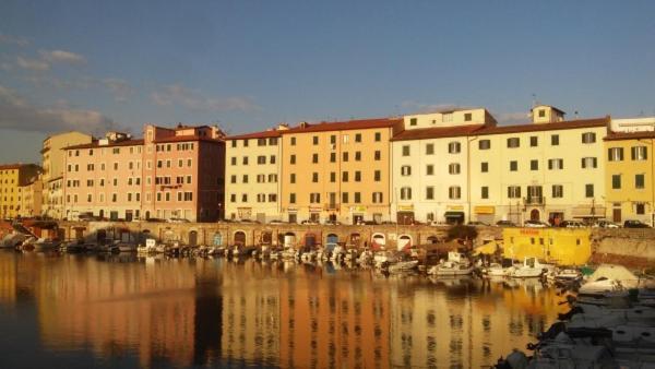 Ferienwohnung La Piccola Al Mare Livorno Exterior foto